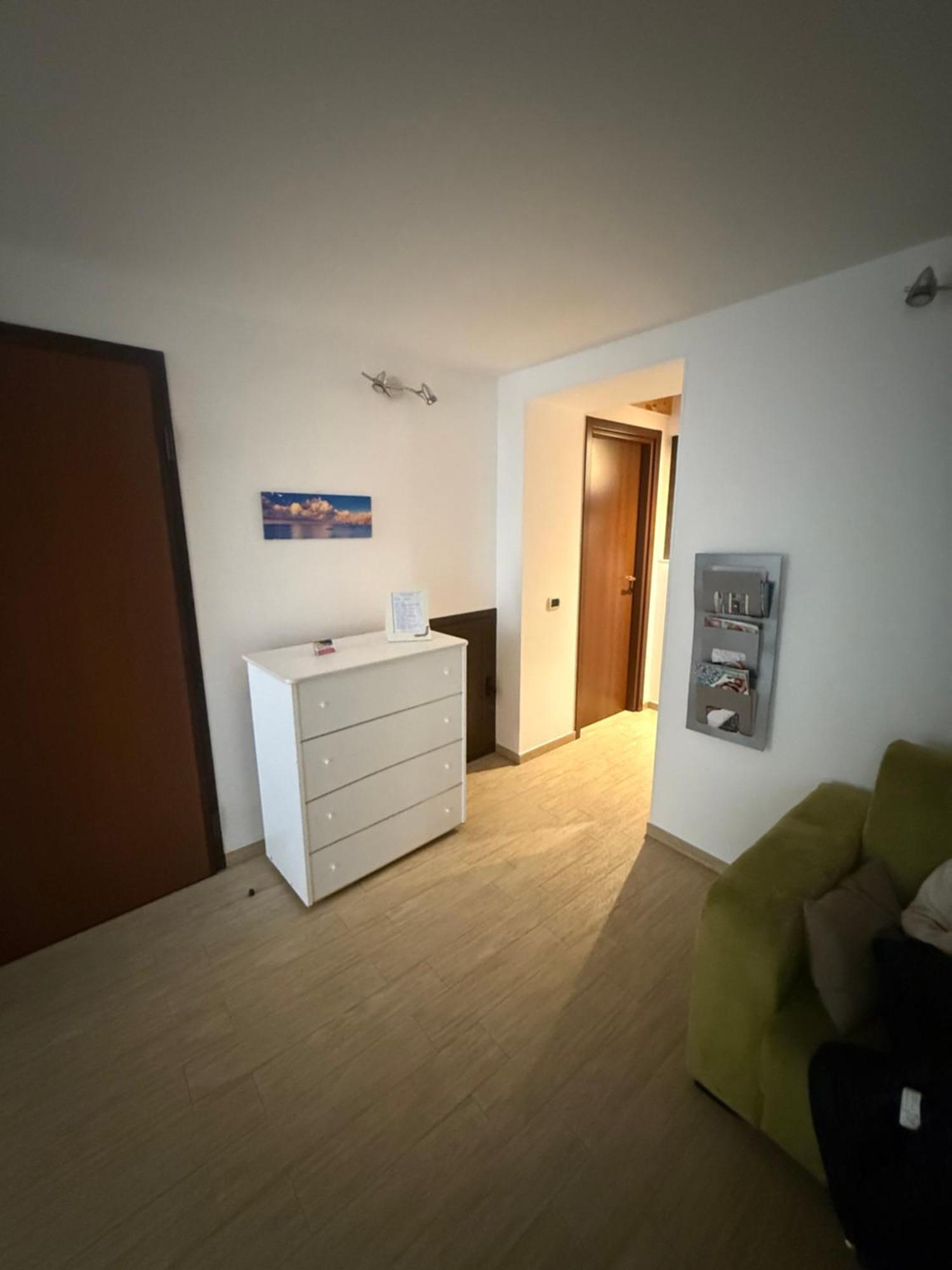 Relax House Apartment เชฟาลู ภายนอก รูปภาพ